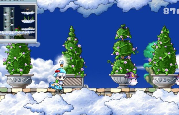 這張圖片來自經典 MMORPG《楓之谷》（MapleStory），畫面呈現出天空之城（Orbis）或玩具城（Ludibrium）的一部分，環境以夢幻的雲朵、華麗的建築與裝飾精緻的植栽為特色。畫面中的角色身穿可愛的裝備，腳邊有寵物跟隨，旁邊則有帶帽子的幽靈敵人，增添奇幻氛圍。左上角的迷你地圖顯示了該區域的結構，展現這款遊戲獨特的 2D 橫向捲軸冒險風格。這是許多玩家懷舊與回憶的遊戲場景，讓人回味無窮。